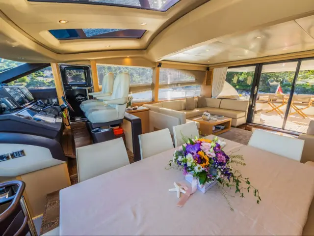 GITANA II | Princess V78  — 17 / 30