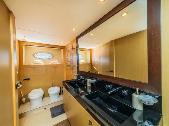 GITANA II | Princess V78  — 24 / 30