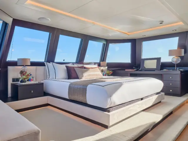 HIGHLANDER | Feadship 164 — 35 / 58