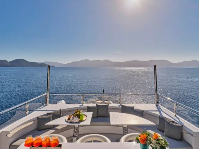 HIGHLANDER | Feadship 164 — 15 / 58
