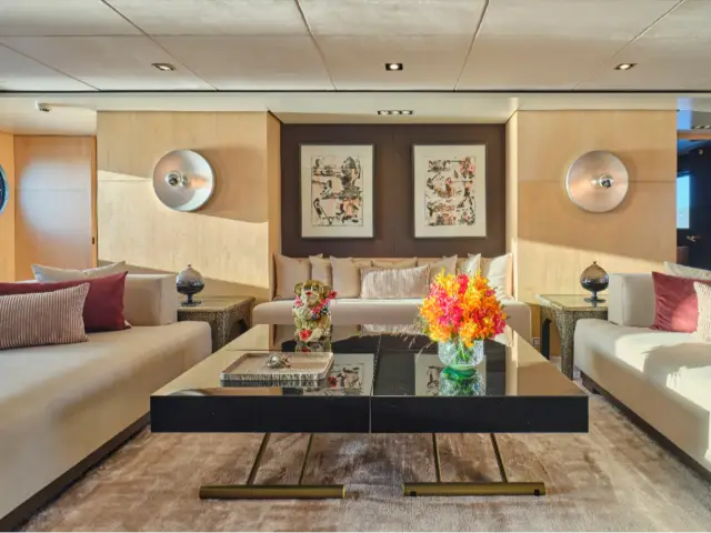 HIGHLANDER | Feadship 164 — 28 / 58