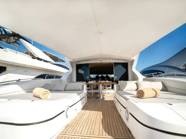 MY Lady B I Mangusta 108  — 19 / 35