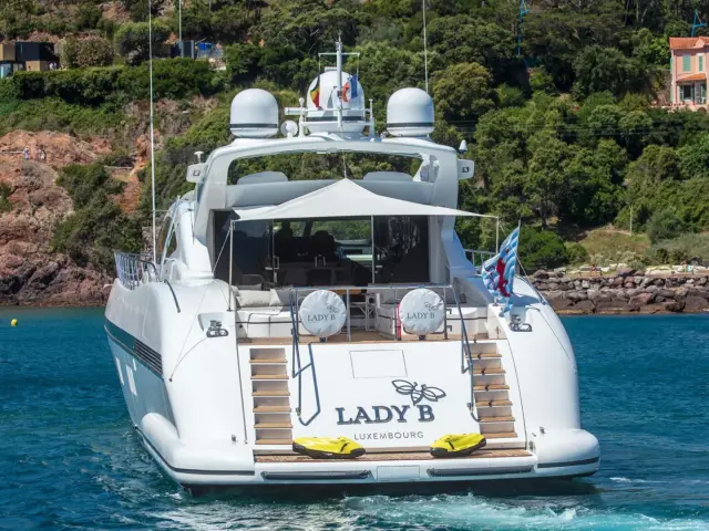 MY Lady B I Mangusta 108  — 9 / 35