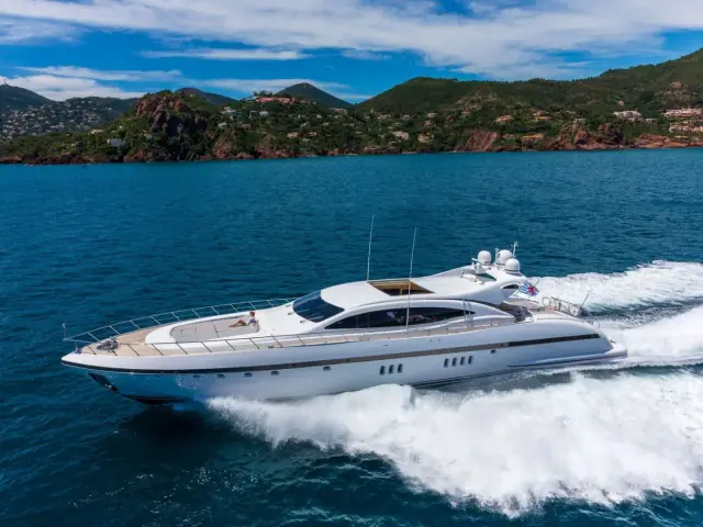 MY Lady B I Mangusta 108  — 13 / 35