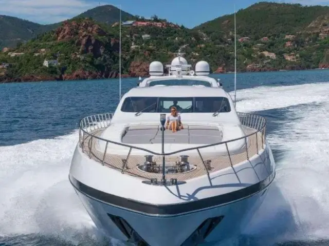 MY Lady B I Mangusta 108  — 5 / 35