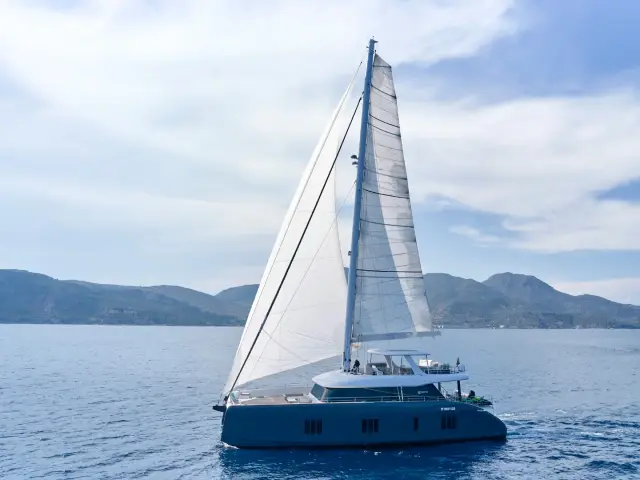 GENNY | Sunreef 80  — 19 / 94