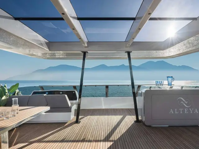 ALTEYA | Sunreef 70 — 6 / 25
