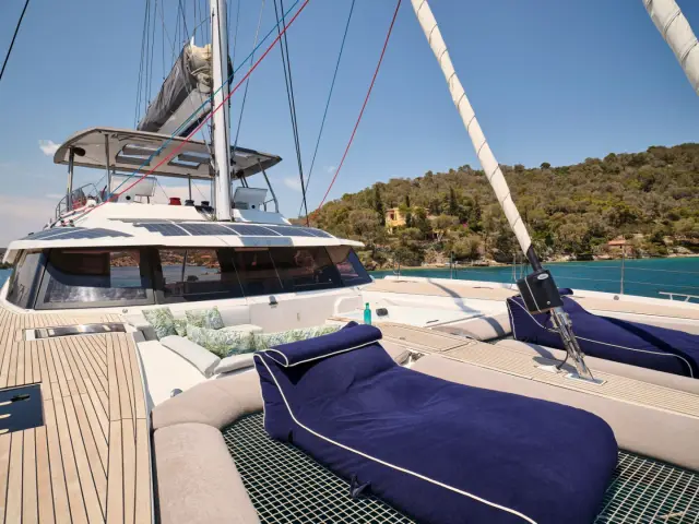 KIMATA | Fountaine Pajot 67 — 39 / 59