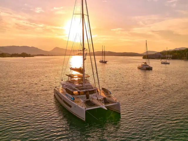 KIMATA | Fountaine Pajot 67 — 13 / 59