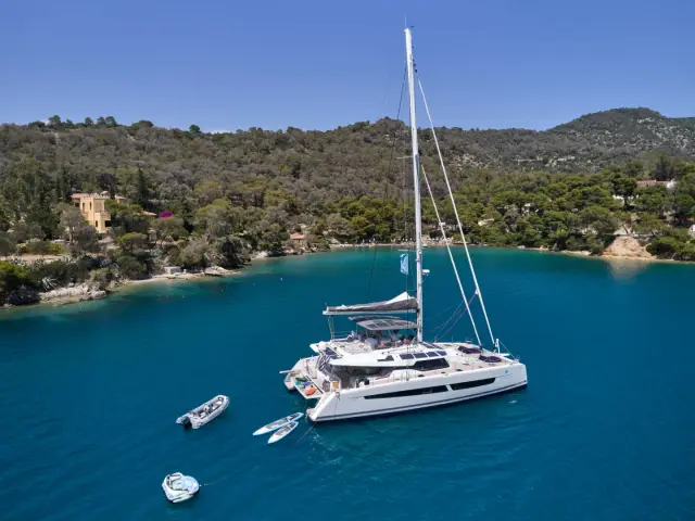 KIMATA | Fountaine Pajot 67 — 1 / 59