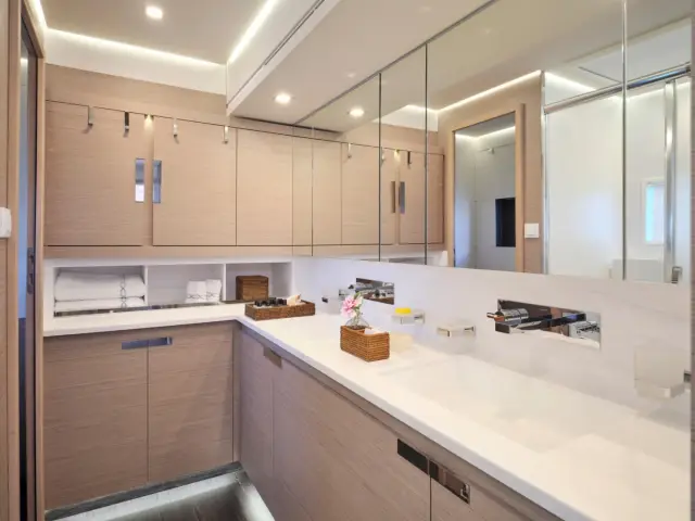 KIMATA | Fountaine Pajot 67 — 49 / 59