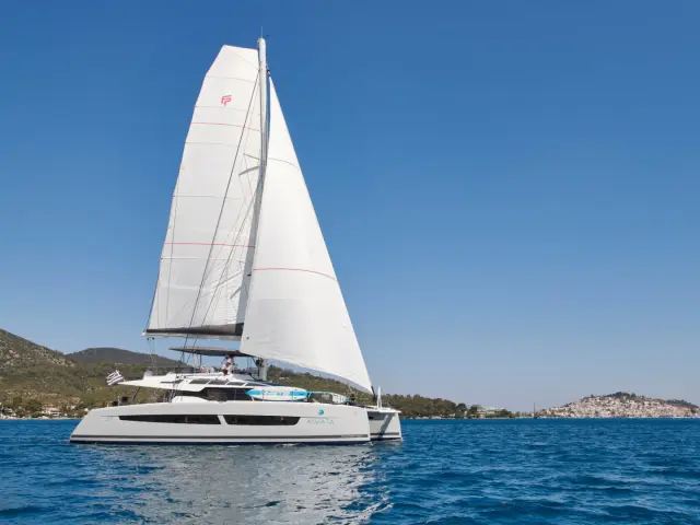 KIMATA | Fountaine Pajot 67 — 12 / 59