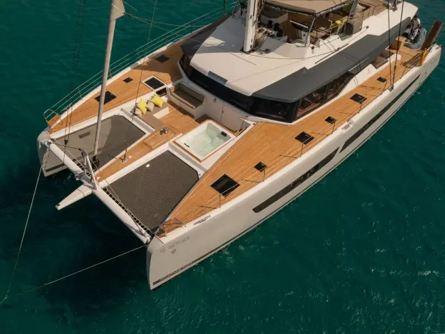 AETHER | Fountaine Pajot 67 — 5 / 20