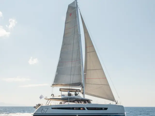 AETHER | Fountaine Pajot 67 — 2 / 20