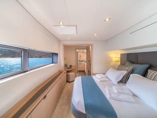 AETHER | Fountaine Pajot 67 — 19 / 20