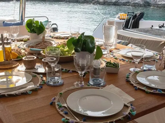 SERENISSIMA | Fountaine Pajot 67  — 9 / 23