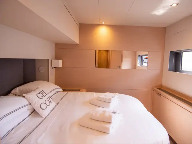 SERENISSIMA | Fountaine Pajot 67  — 21 / 23
