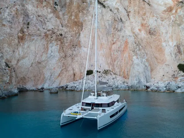 SERENISSIMA | Fountaine Pajot 67  — 4 / 23