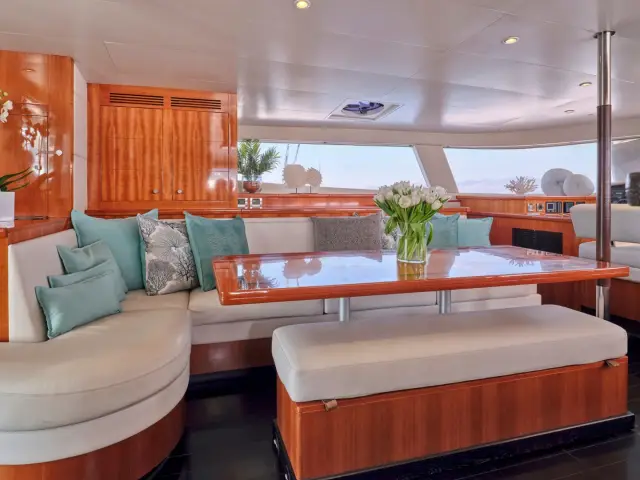 WORLDS END | Fountaine Pajot 65  — 15 / 26