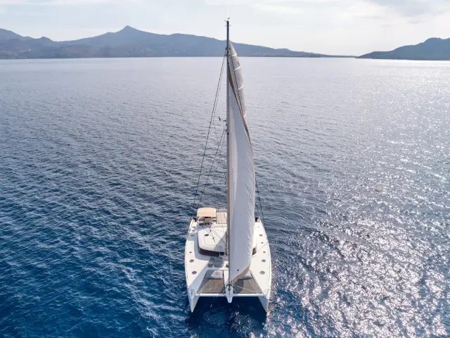 WORLDS END | Fountaine Pajot 65  — 2 / 26
