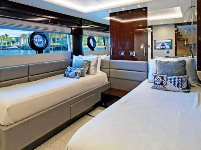 SYNERGY | Sunseeker 86 — 28 / 30