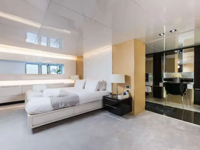 DHAMMA II | Arcadia 85 — 39 / 63