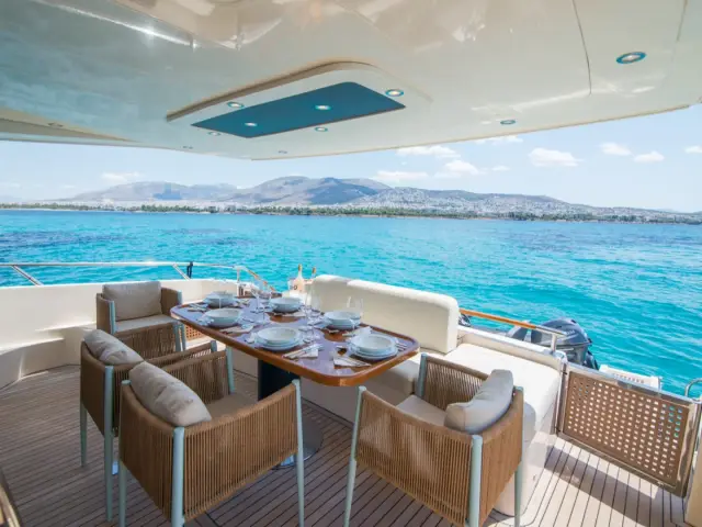 ANTAMAR II | Riva 70 — 13 / 29