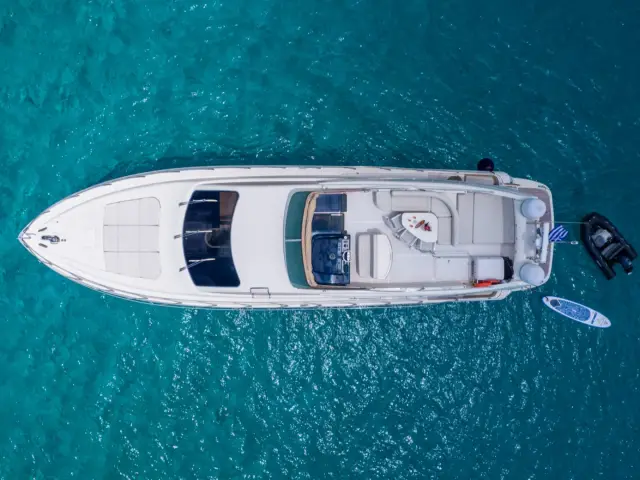 ANTAMAR II | Riva 70 — 6 / 29