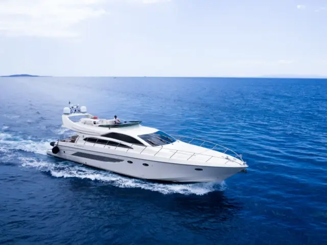 ANTAMAR II | Riva 70 — 2 / 29