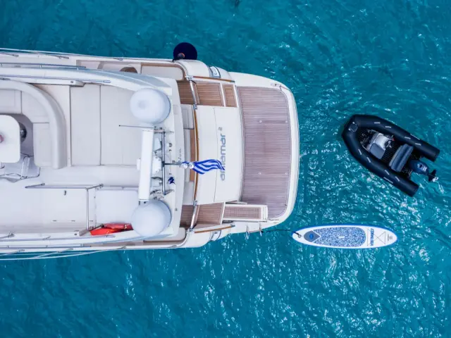 ANTAMAR II | Riva 70 — 8 / 29