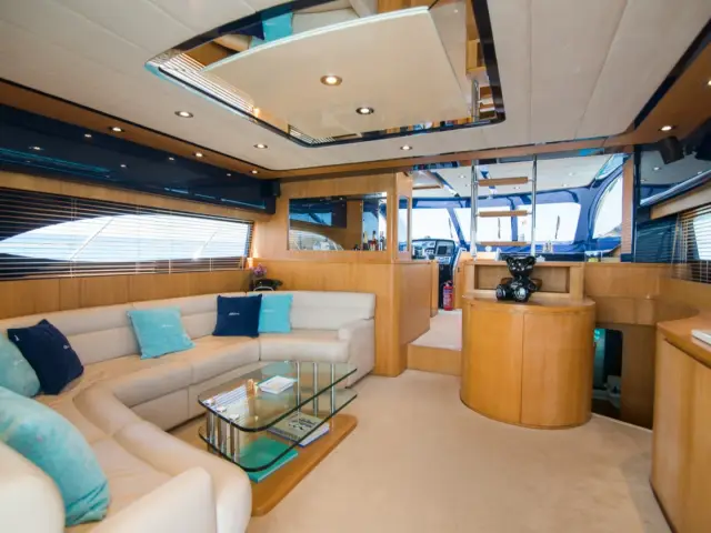ANTAMAR II | Riva 70 — 18 / 29