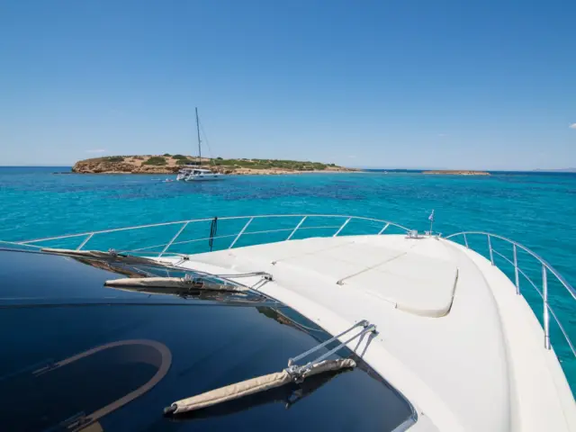 ANTAMAR II | Riva 70 — 10 / 29