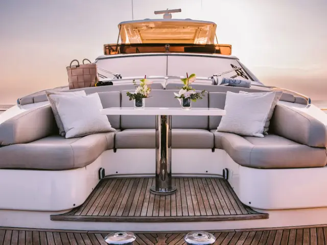 D&D | Ferretti 80  — 8 / 25