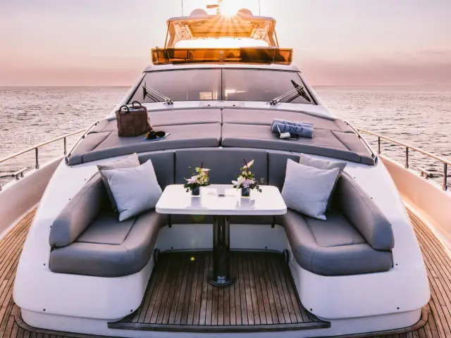 D&D | Ferretti 80  — 7 / 25