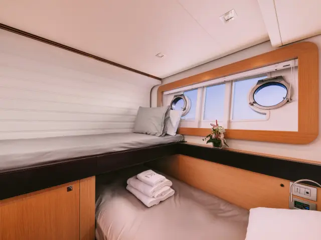 D&D | Ferretti 80  — 25 / 25