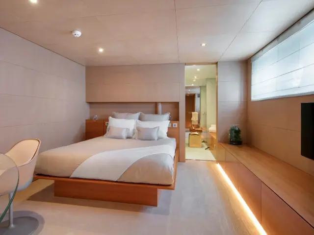 LUISA | Heesen 47M — 69 / 82