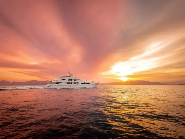 LUISA | Heesen 47M — 4 / 82