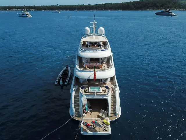 LUISA | Heesen 47M — 15 / 82