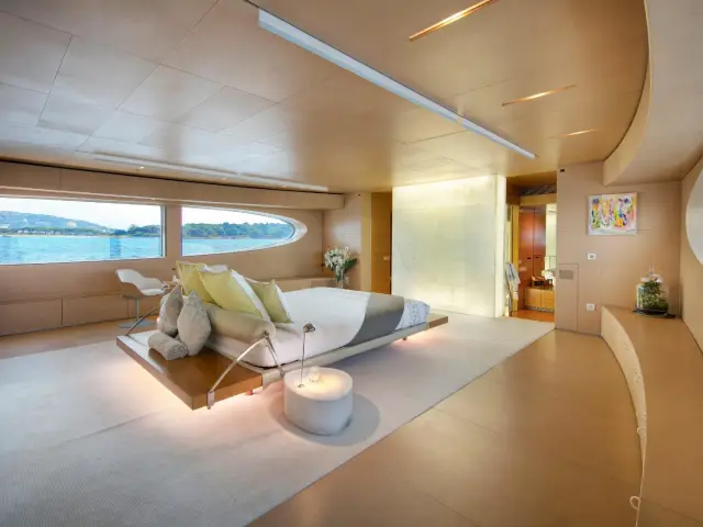 LUISA | Heesen 47M — 61 / 82
