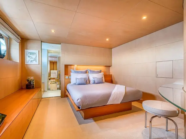 LUISA | Heesen 47M — 72 / 82