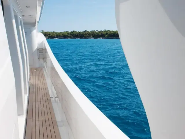 LUISA | Heesen 47M — 27 / 82