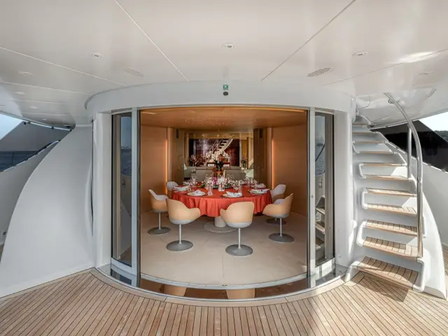 LUISA | Heesen 47M — 45 / 82
