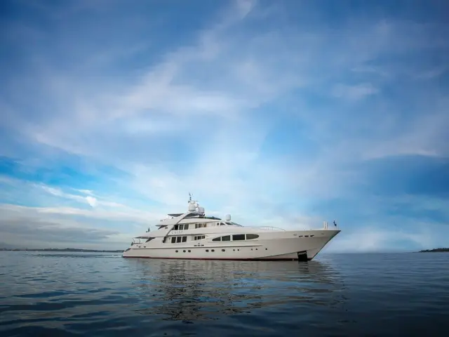 LUISA | Heesen 47M — 3 / 82