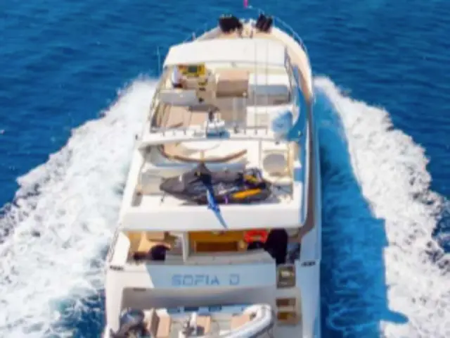 SOFIA D | Ferretti 76  — 4 / 26
