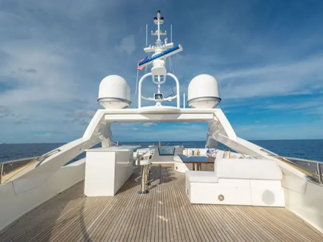 ABOUT TIME | Sunseeker 131 — 5 / 24