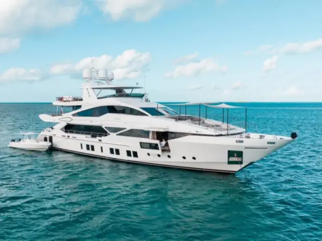 EMINA | Benetti 138 — 1 / 23