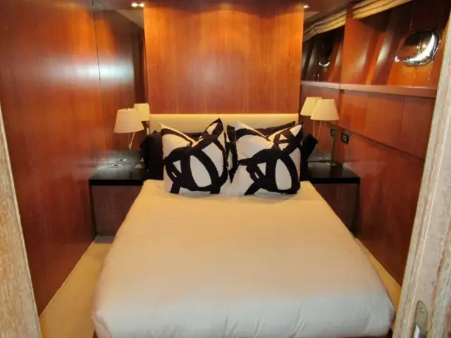 SMILE | Mangusta 92  — 32 / 44