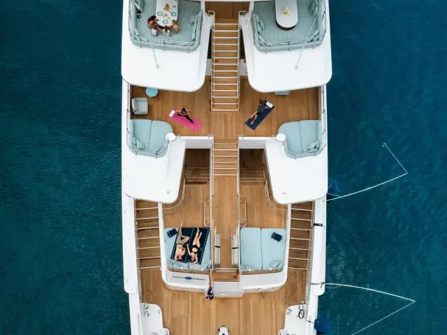 CORAL OCEAN | Lürssen 73m — 10 / 72