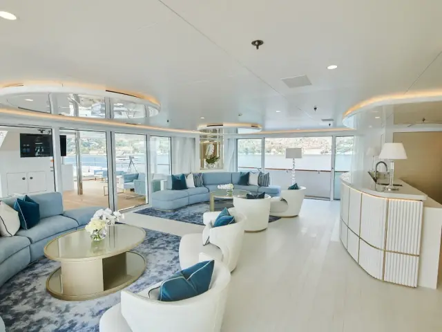 CORAL OCEAN | Lürssen 73m — 47 / 72