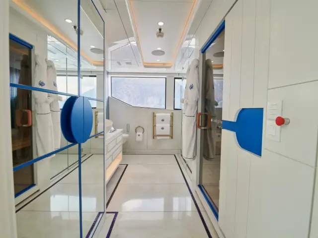 CORAL OCEAN | Lürssen 73m — 34 / 72